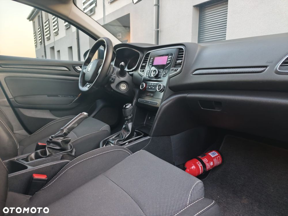 Renault Megane TCe 115 GPF LIMITED - 24