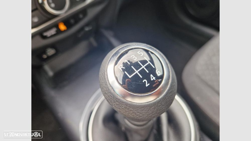 Nissan Juke 1.0 DIG-T Acenta - 16