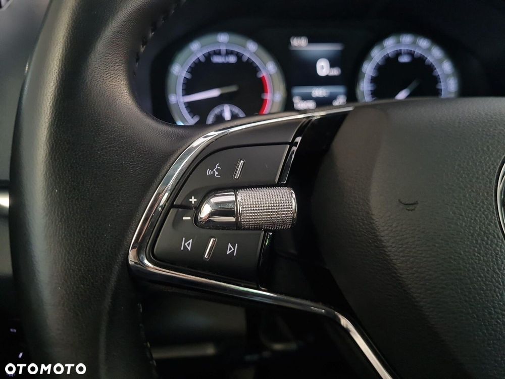 Skoda Karoq 1.5 TSI ACT Ambition - 11