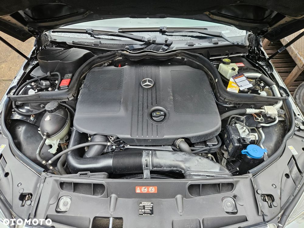 Mercedes-Benz Klasa C 220 CDI DPF Automatik BlueEFFICIENCY Avantgarde - 28