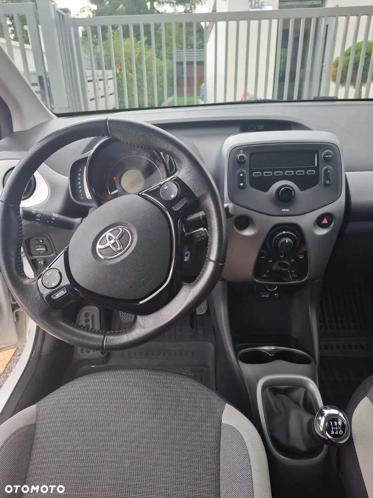 Toyota Aygo 1.0 VVT-i Color Edition - 12