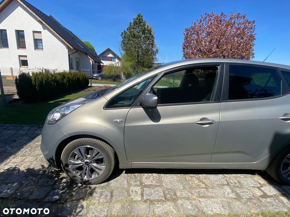Kia Venga 1.4 L - 21