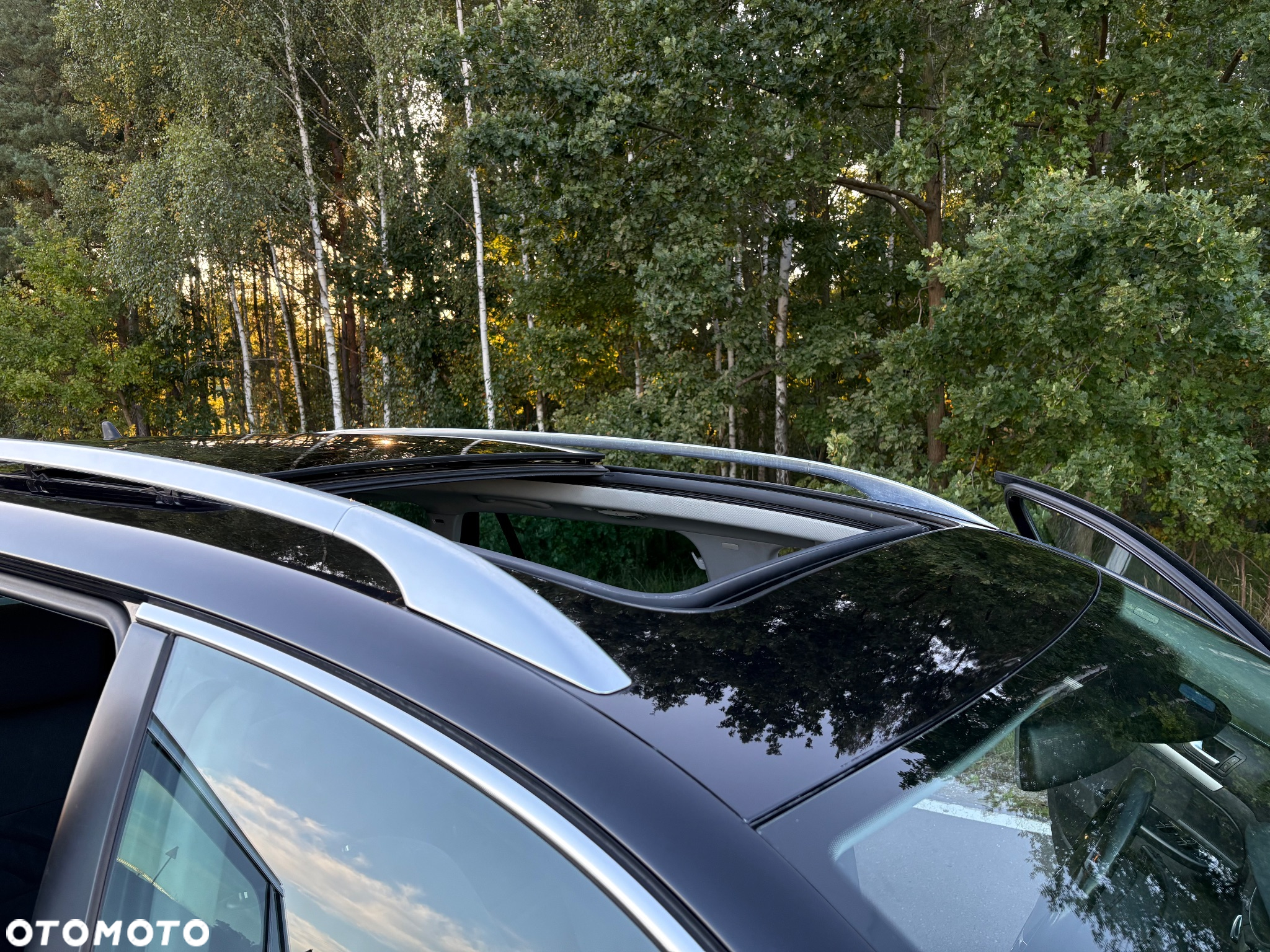 Volkswagen Golf VI 2.0 TDI Highline - 26