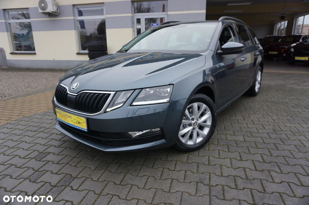 Skoda Octavia 2.0 TDI DSG Premium Edition - 1