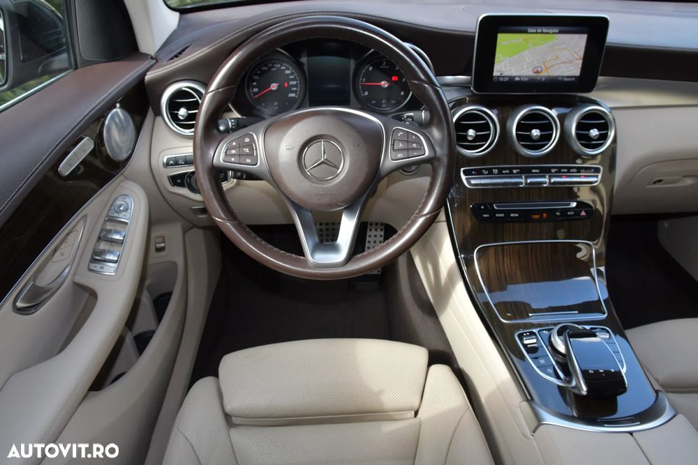 Mercedes-Benz GLC Coupe - 38