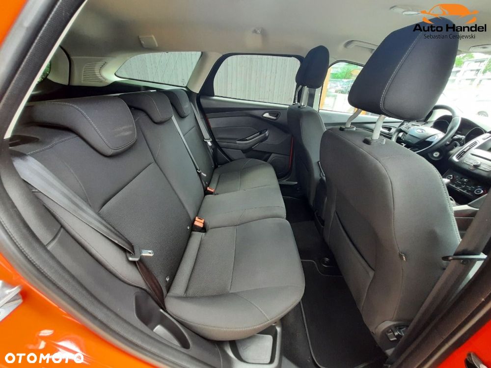 Ford Focus - 35
