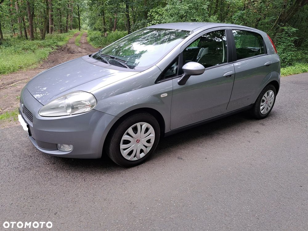 Fiat Grande Punto - 4