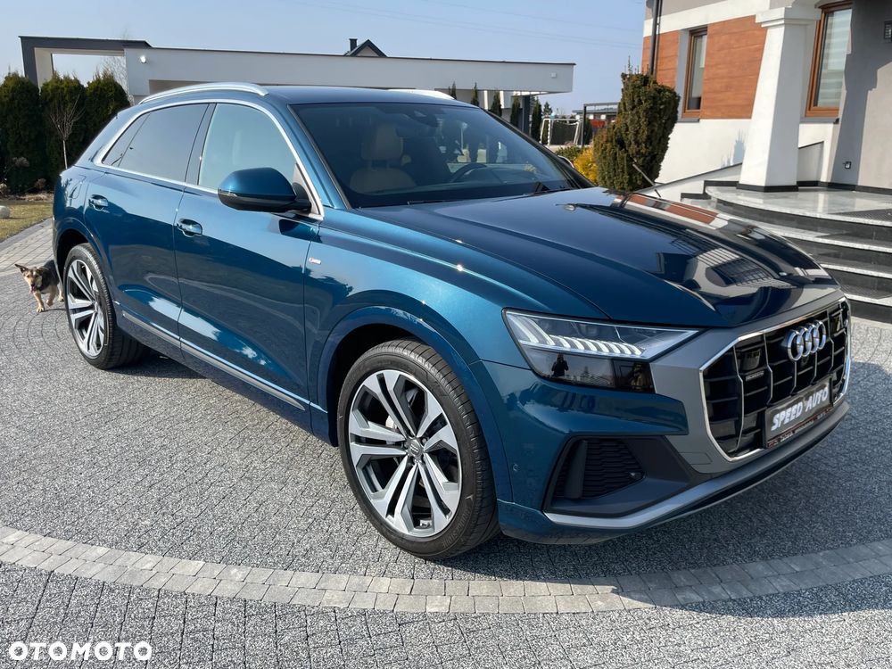 Audi Q8 - 15