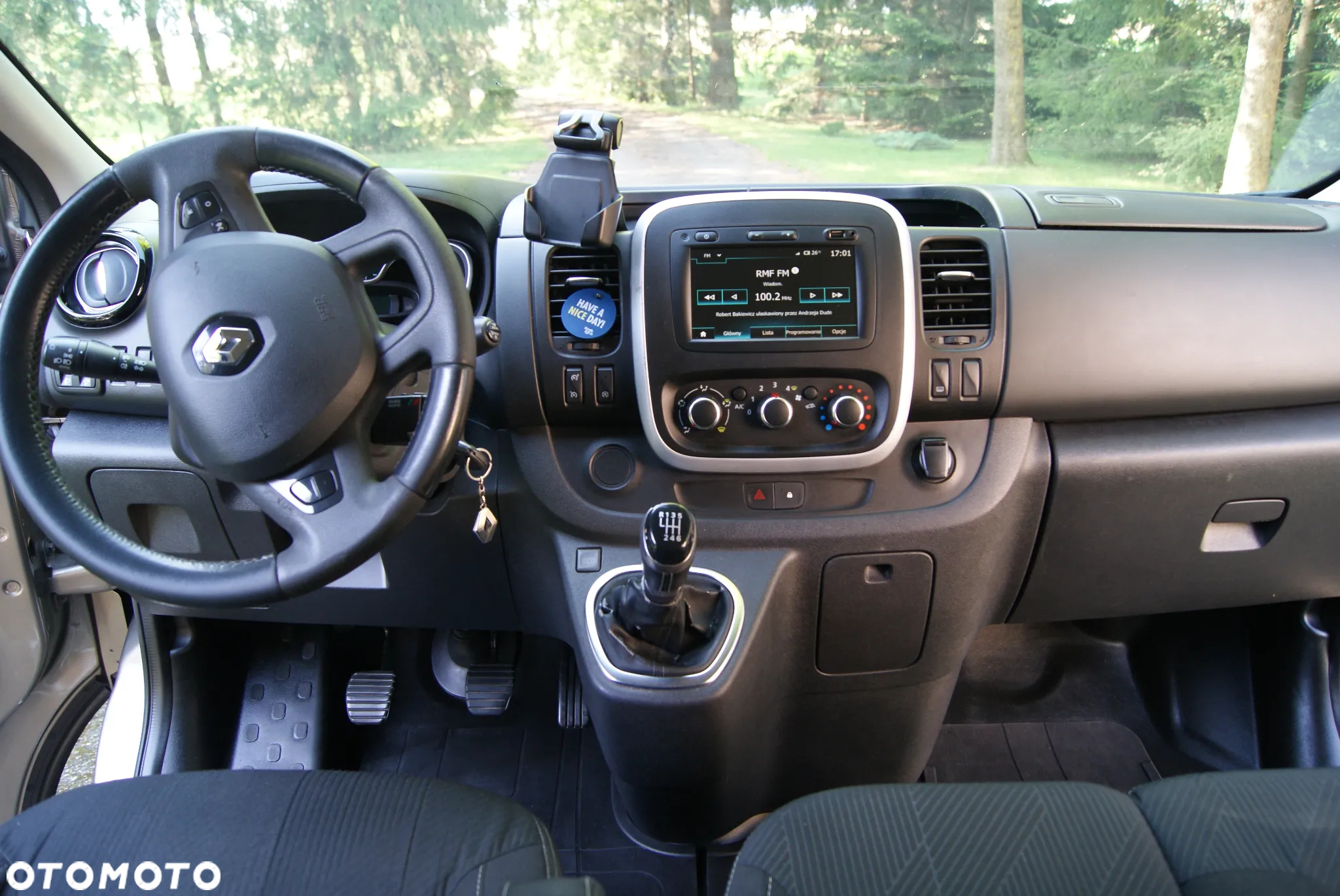Renault Trafic SpaceClass 2.0 dCi - 10