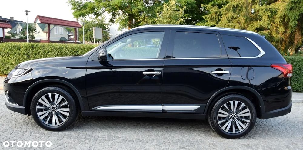 Mitsubishi Outlander - 19