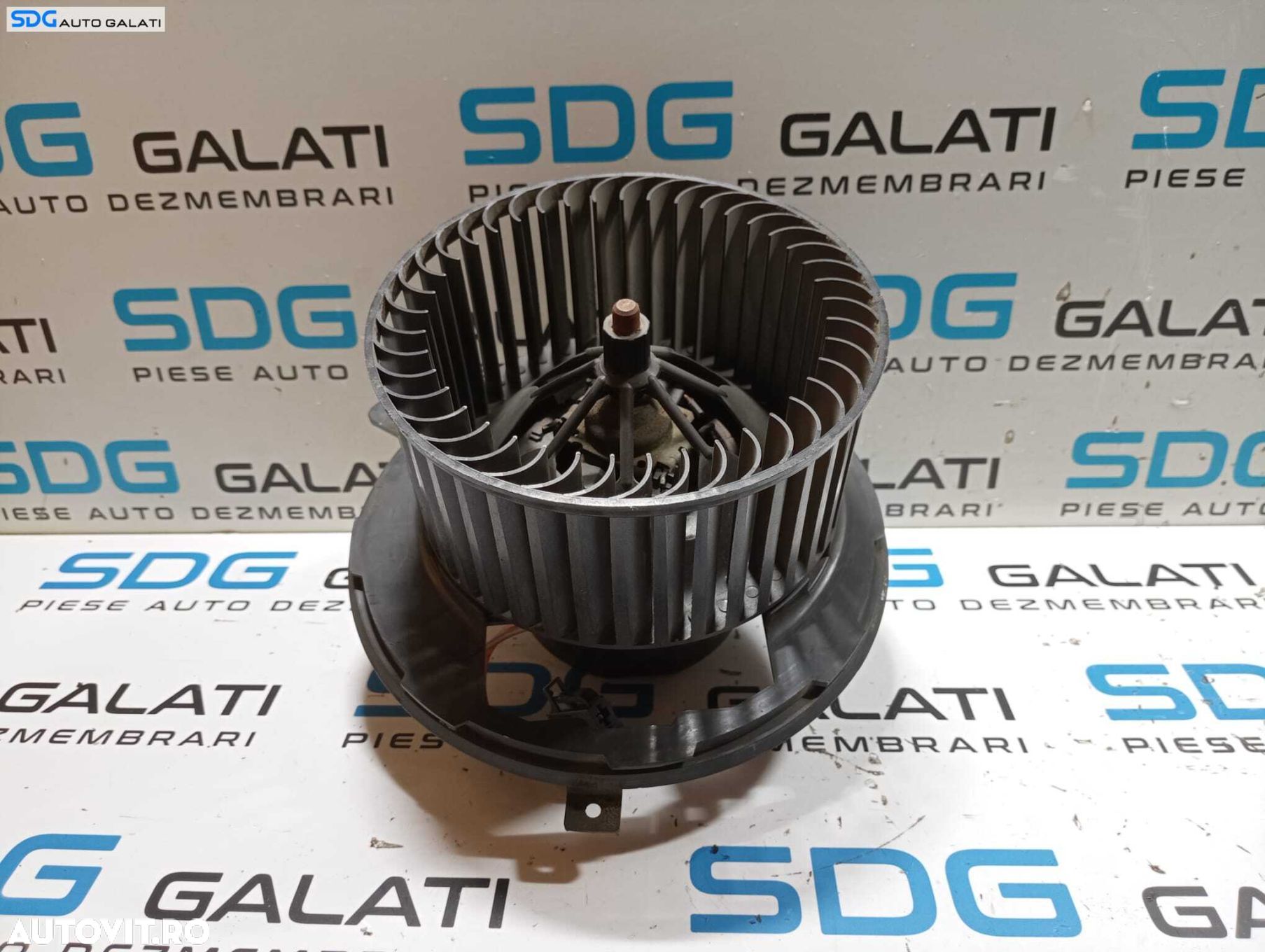 Motoras Ventilator Aeroterma Habitaclu Volkswagen EOS 1.4 1.6 2.0 2006 - 2016 Cod 3C1820015L [M7664] - 1