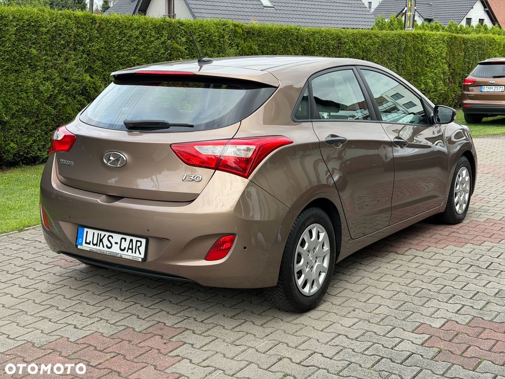 Hyundai i30 blue 1.4 Classic Navigation - 7