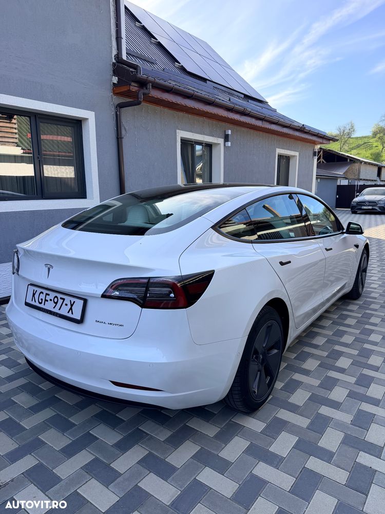 Tesla Model 3 Langstreckenbatterie Allradantrieb Dual Motor - 7