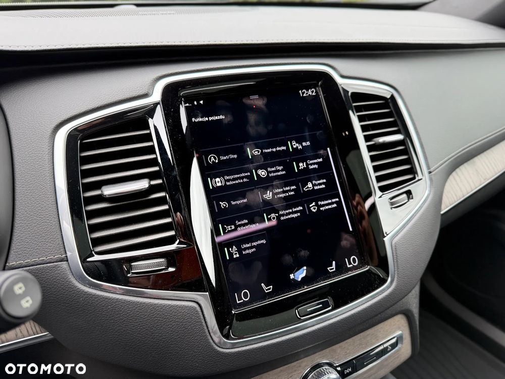Volvo XC 90 T6 AWD Geartronic Inscription - 36