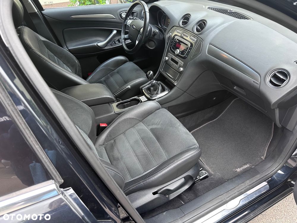 Ford Mondeo 2.5 Titanium X - 9