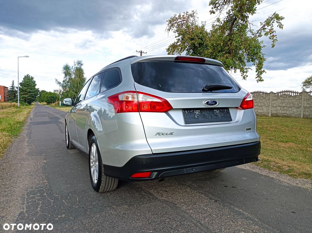 Ford Focus 1.6 TDCi DPF SYNC Edition - 37
