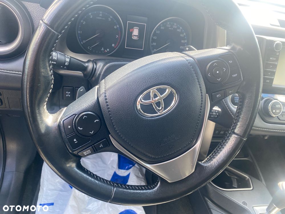 Toyota RAV4 2.0 Premium 4x4 MS - 8