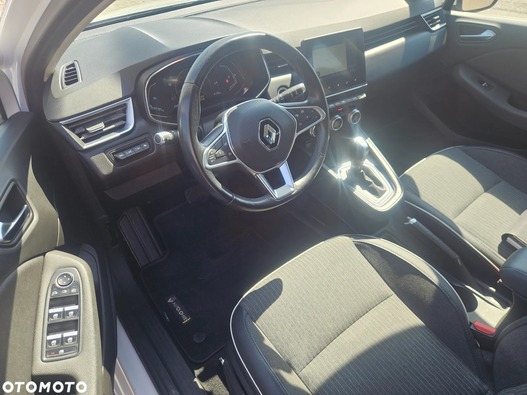 Renault Clio 1.6 E-TECH Intens - 13