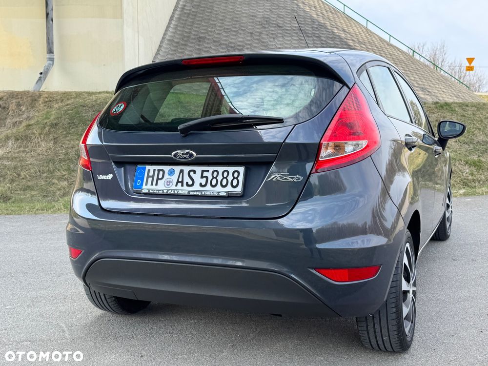 Ford Fiesta - 27