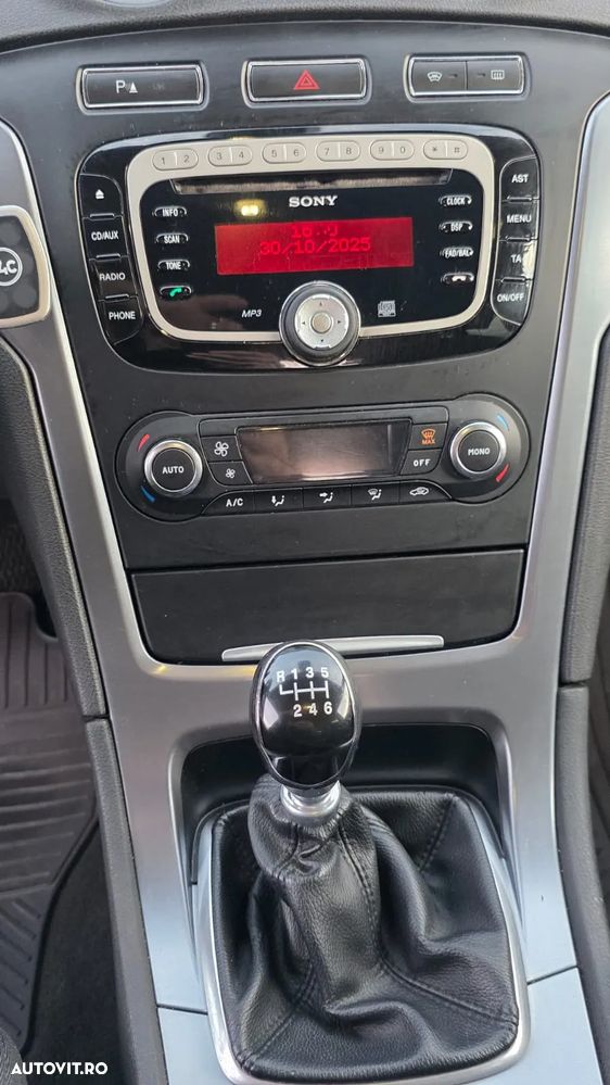 Ford Mondeo 2.0 TDCI Titanium - 9