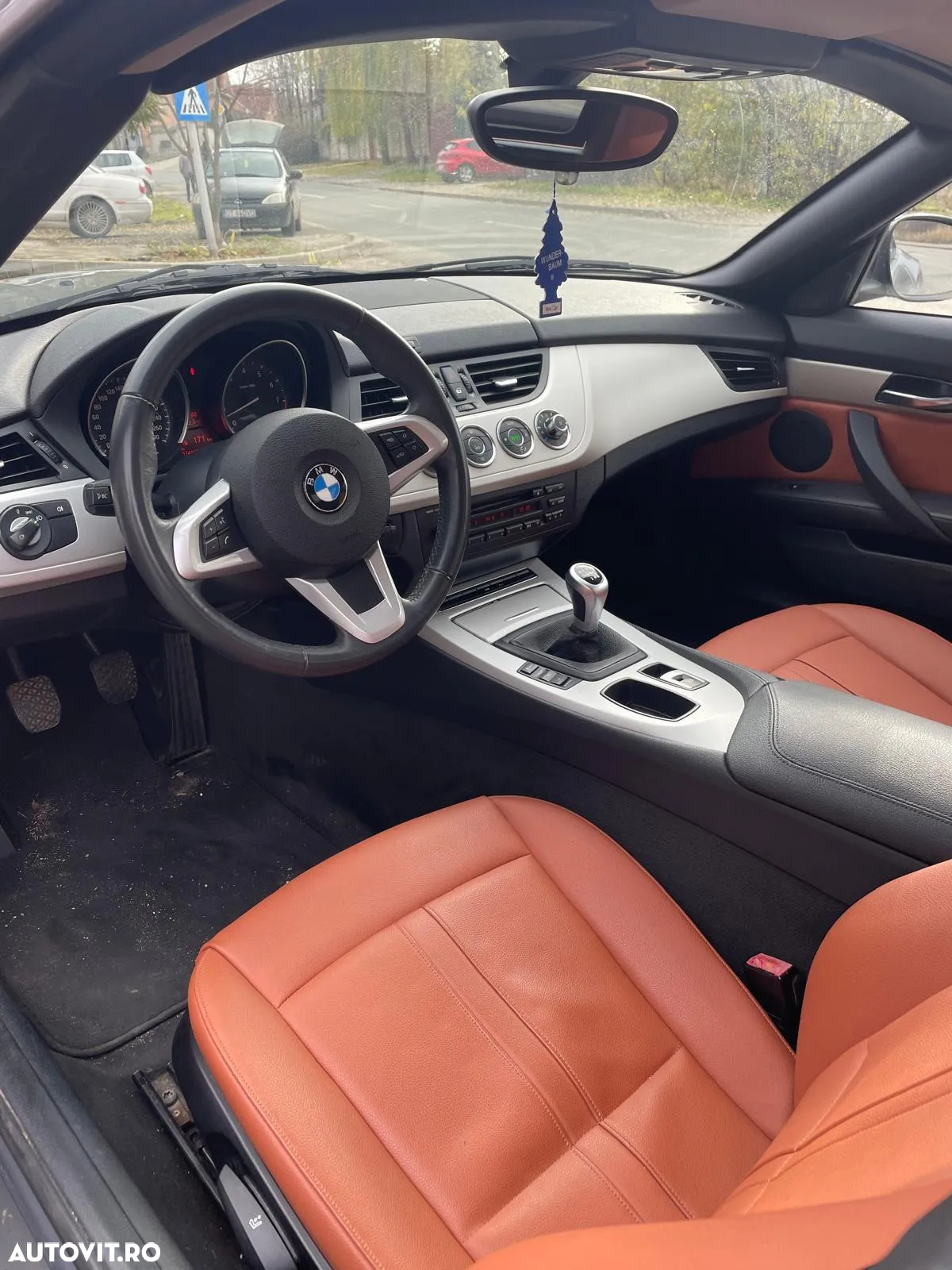 BMW Z4 sDrive23i - 8