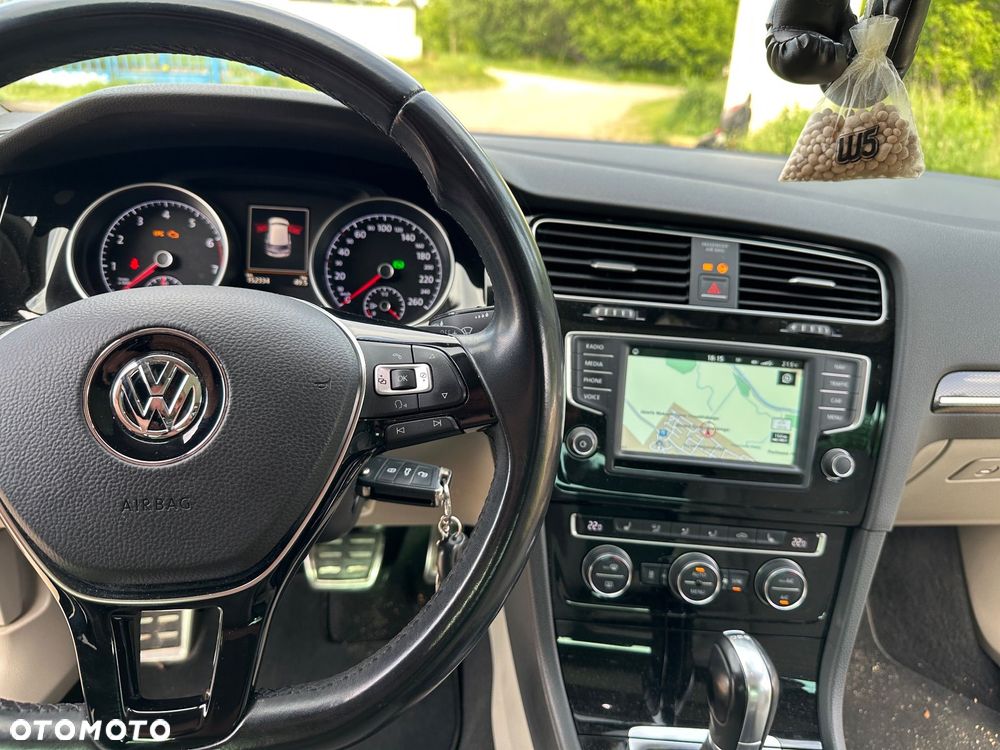 Volkswagen Golf 1.4 TSI BMT Highline DSG - 12
