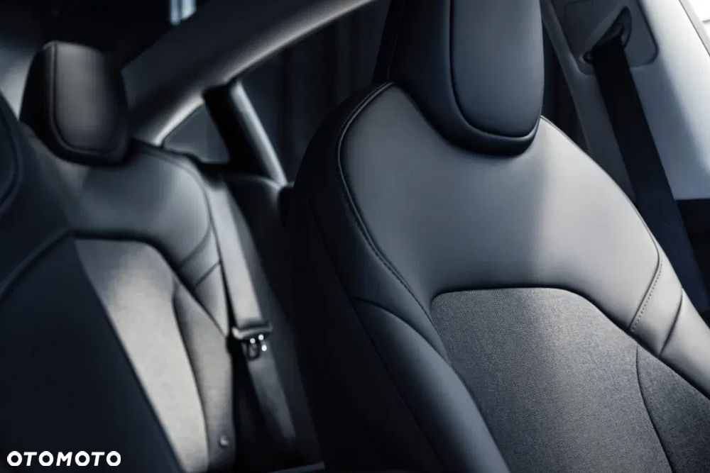 Tesla Model 3 RWD Standard - 11