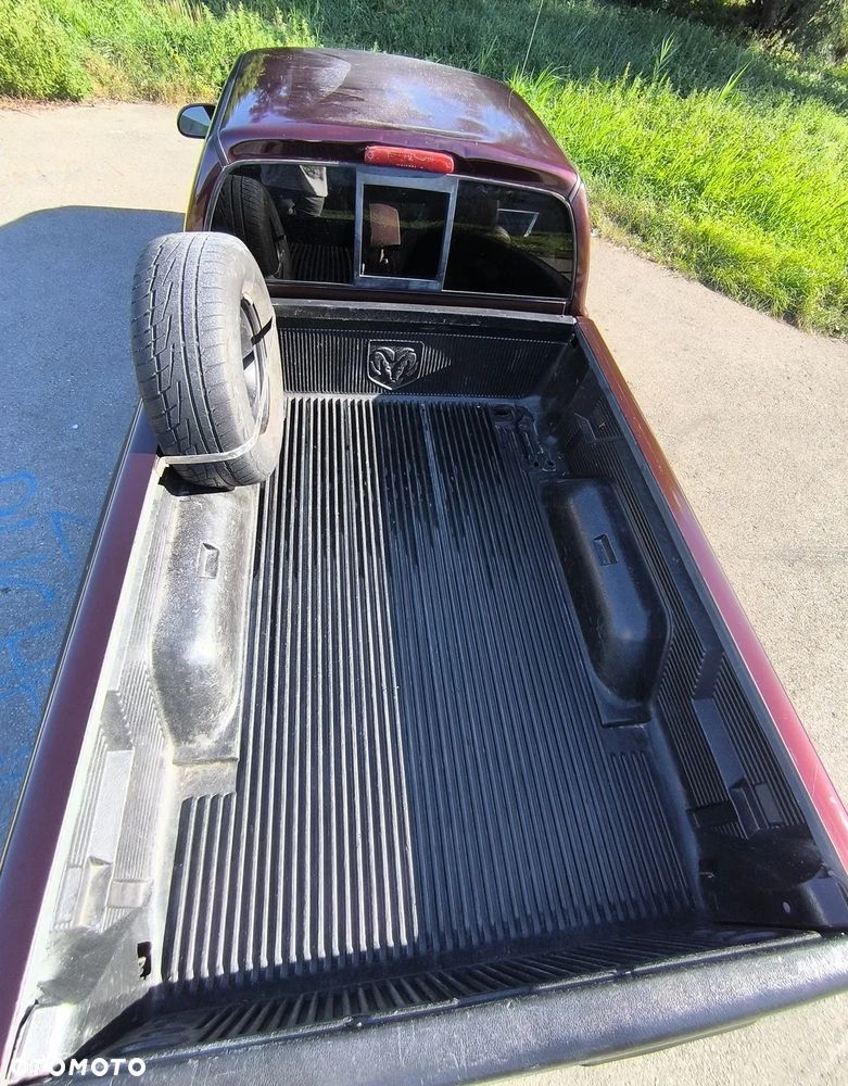 Dodge Dakota - 10
