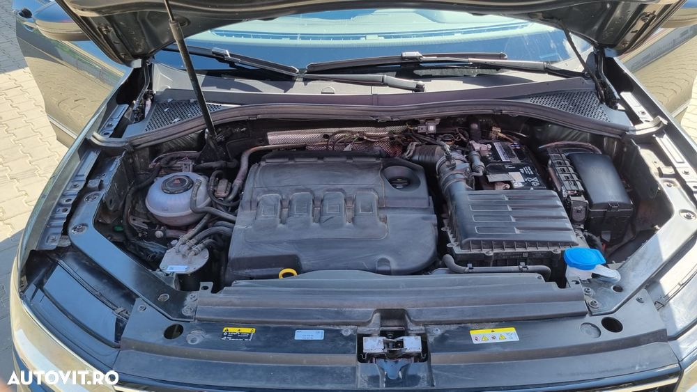 Volkswagen Tiguan - 9