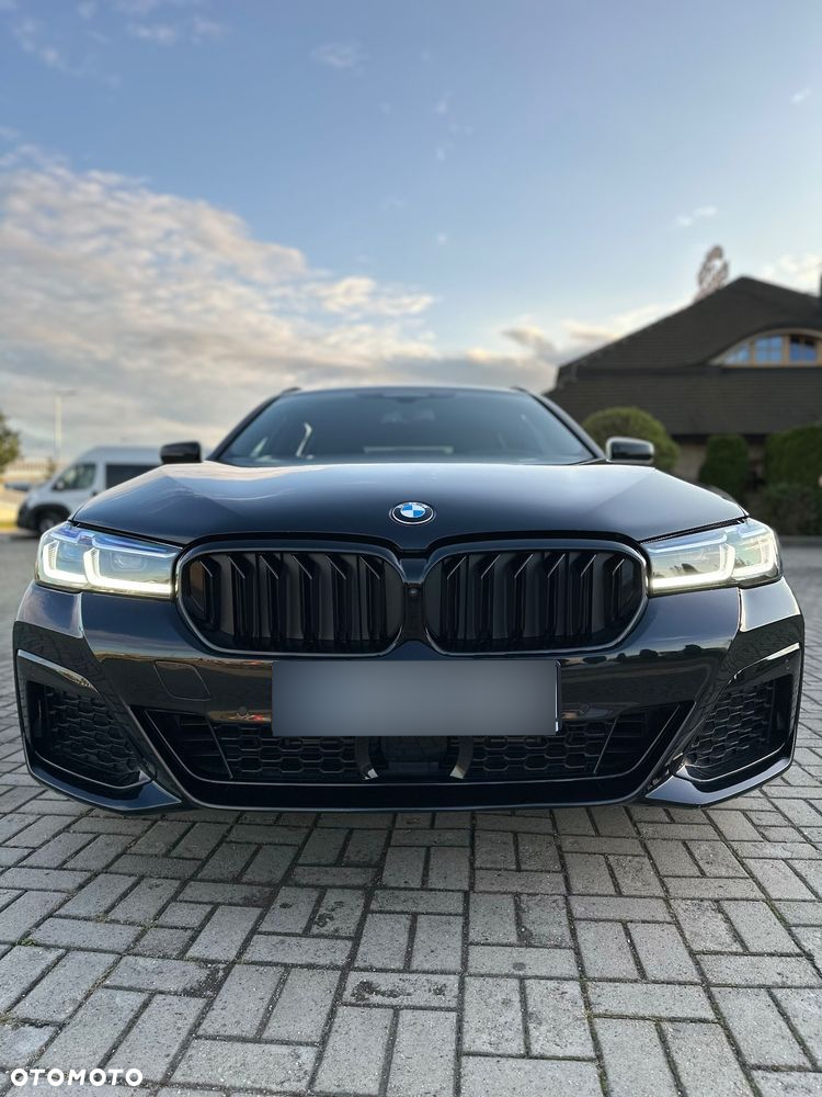 BMW Seria 5 530d xDrive Touring - 19