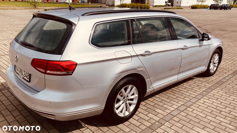 Volkswagen Passat 2.0 TDI SCR DSG Business - 3