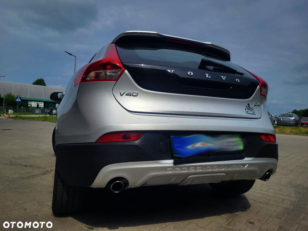 Volvo V40 D4 Summum - 22