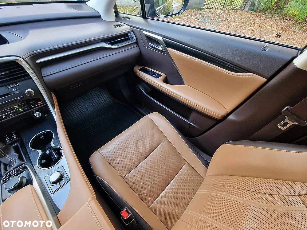 Lexus RX 450h Elite - 16