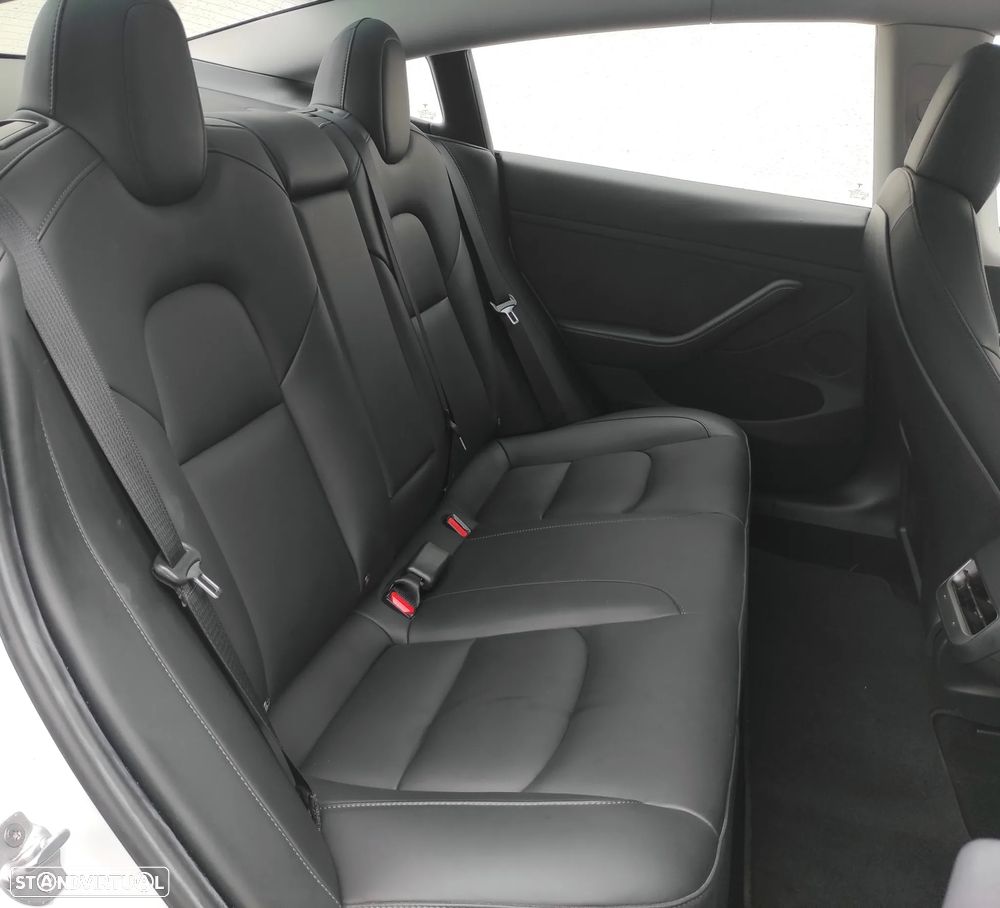 Tesla Model 3 Standard Range Plus RWD - 25