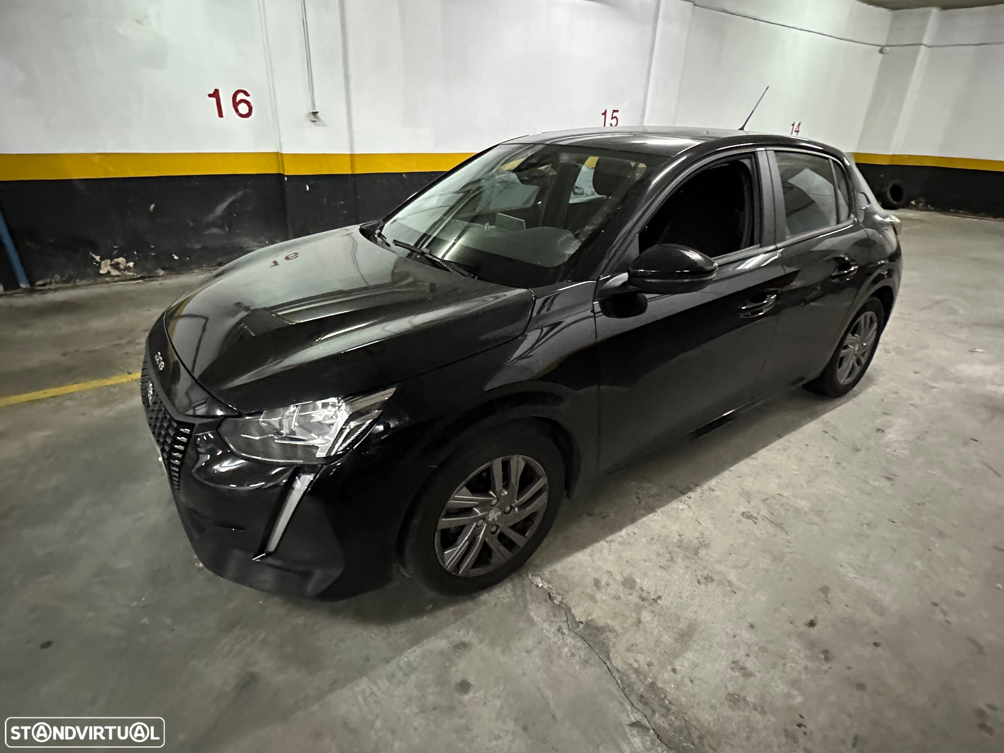 Peugeot 208 1.2 PureTech Active Pack - 3