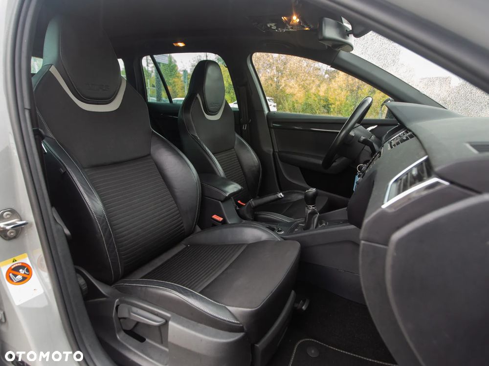 Skoda Octavia 2.0 TDI (Green tec) RS - 20