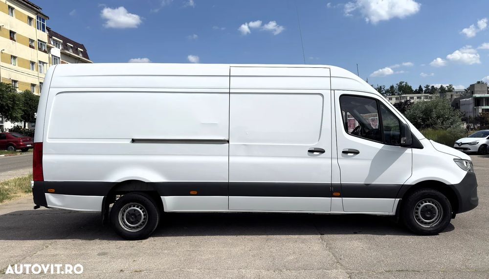 Mercedes-Benz Sprinter - 9
