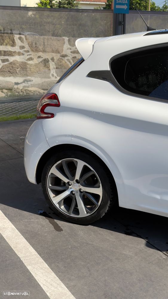 Peugeot 208 155 THP XY - 4