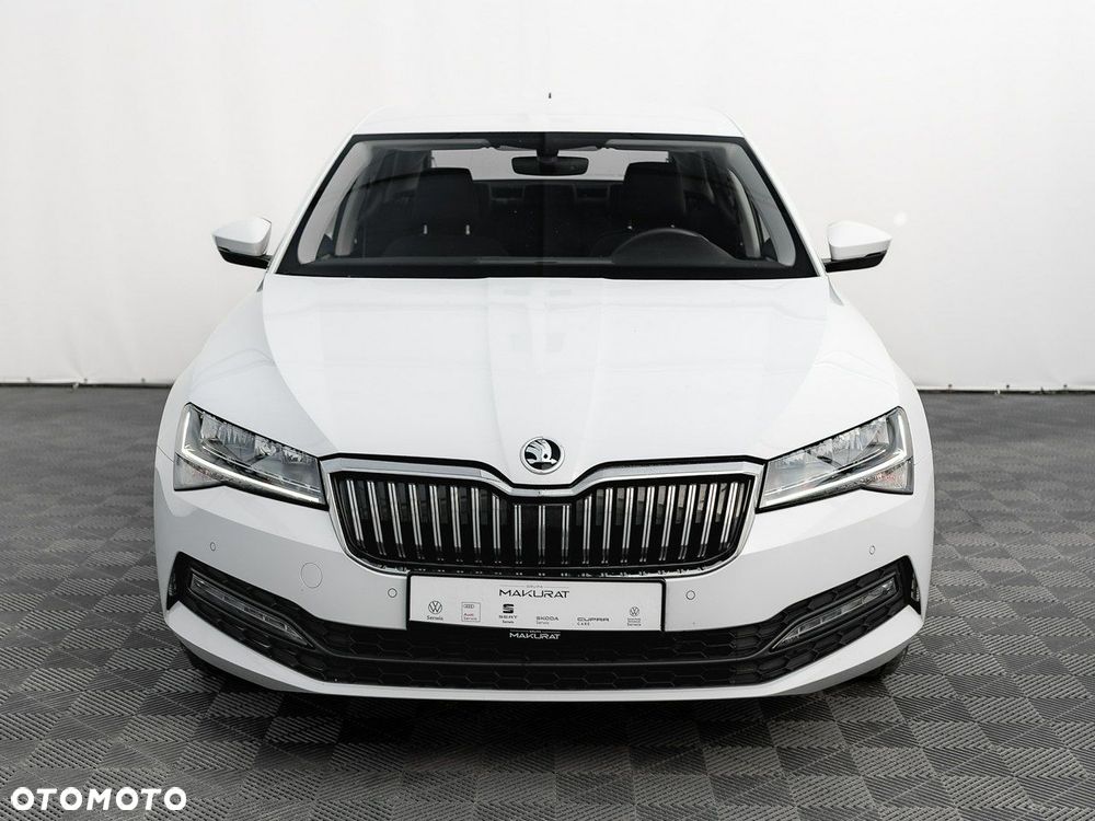 Skoda Superb 2.0 TDI SCR Ambition DSG - 8