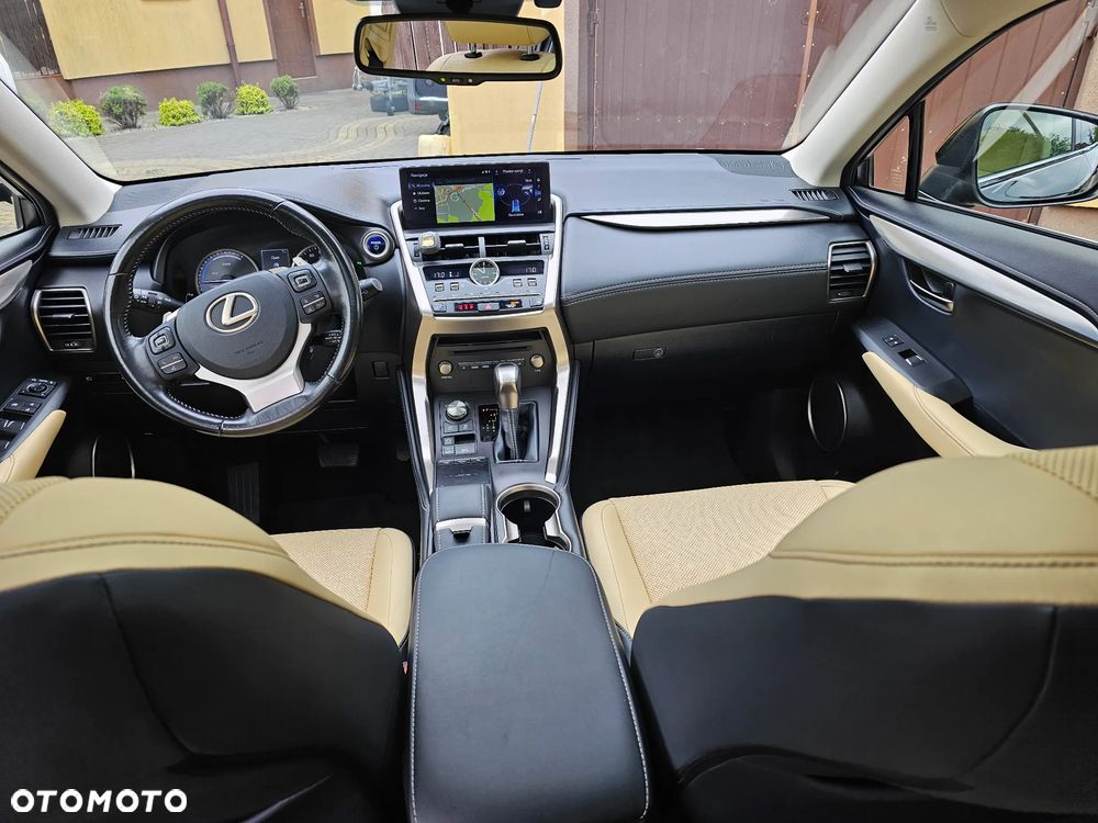 Lexus NX 300h Elegance 2WD - 22