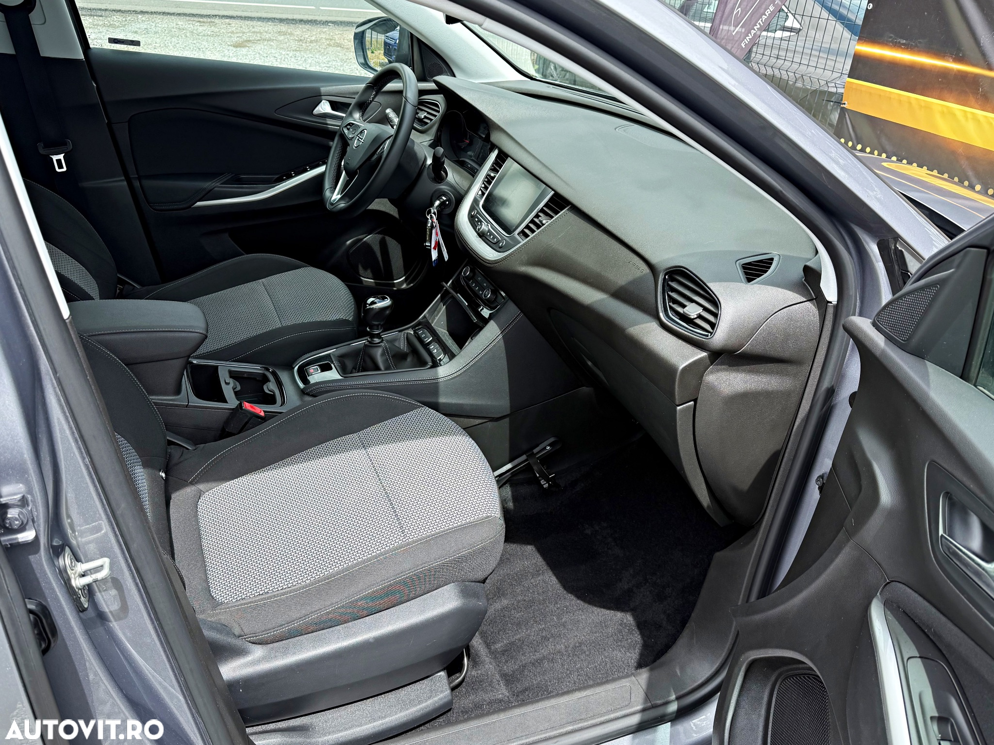 Opel Grandland X 1.2 Start/Stop INNOVATION - 16