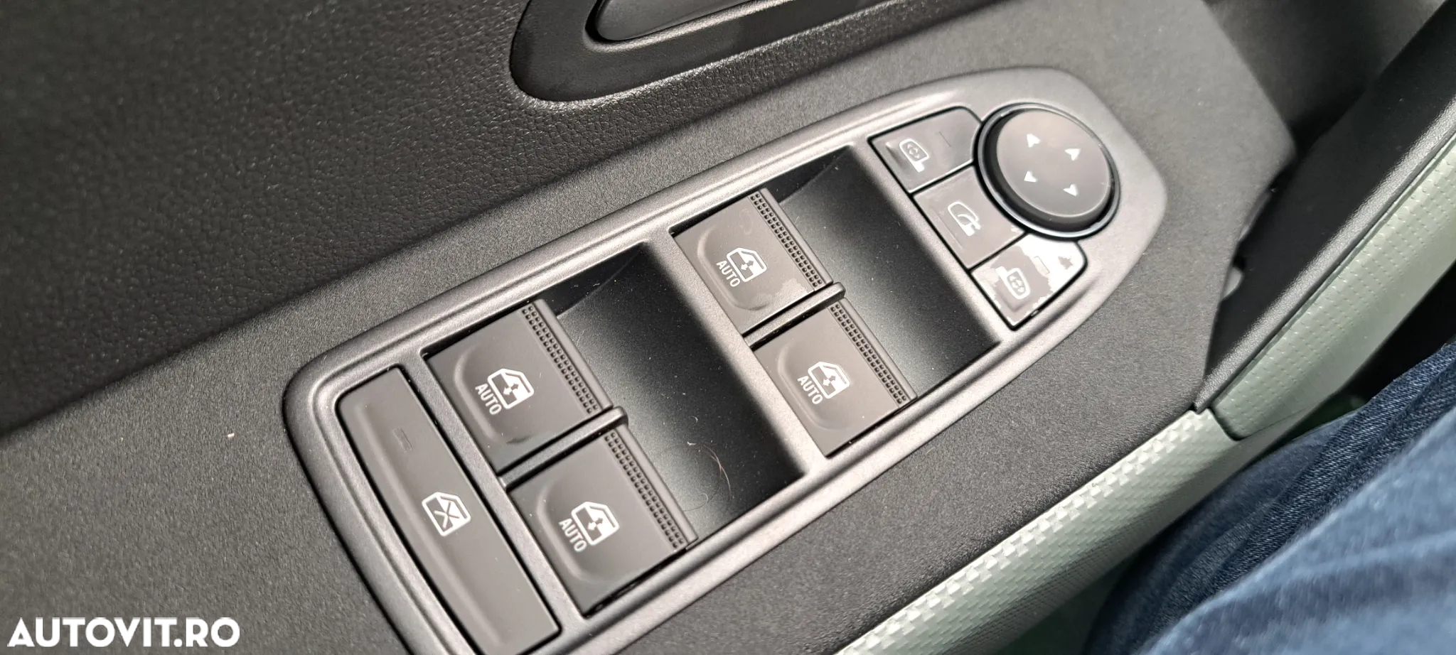 Dacia Duster HEV 140 Journey - 17