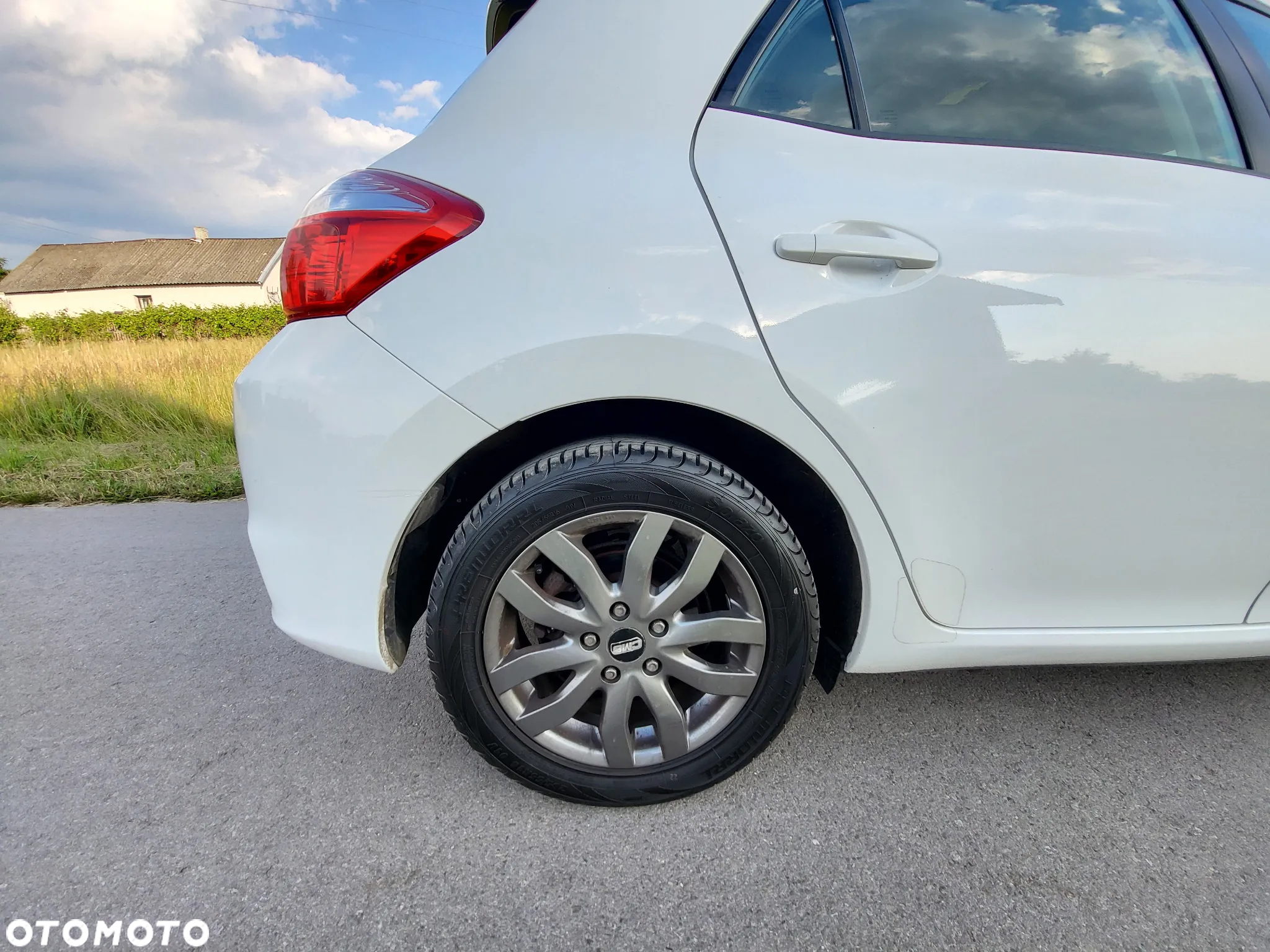 Toyota Auris 1.8 HSD Prestige NAVI - 23