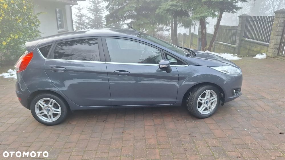 Ford Fiesta 1.4 Titanium EU6 - 5