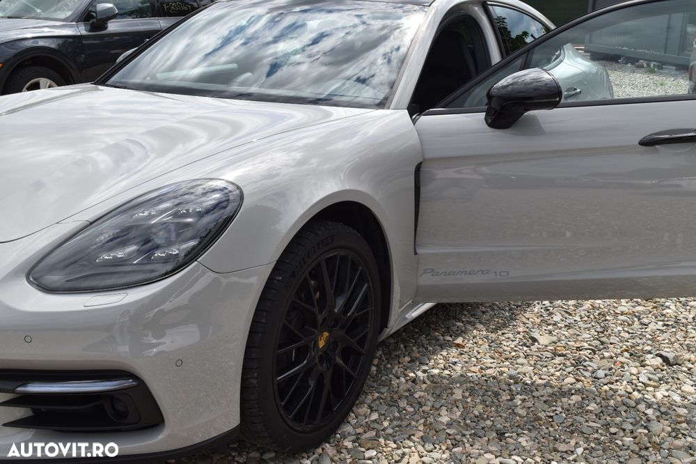 Porsche Panamera - 20