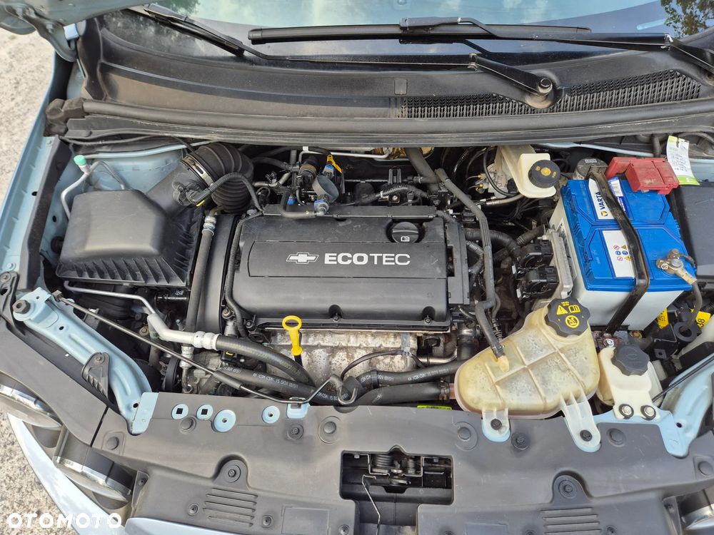 Chevrolet Aveo 1.6 LTZ - 28