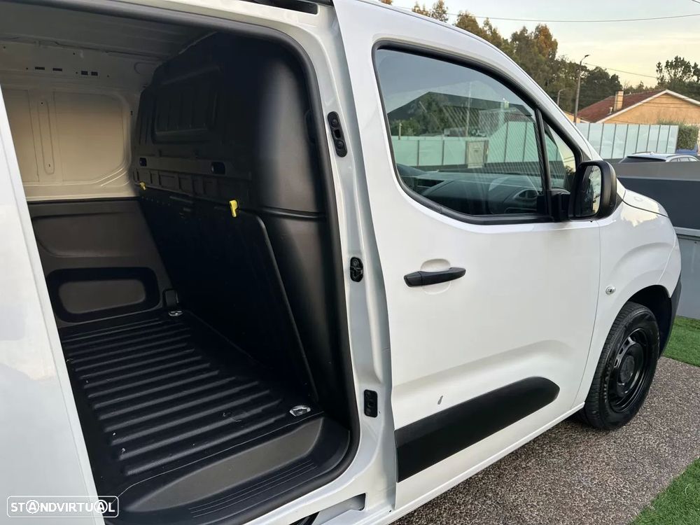Peugeot partner 1.6hdi 3 lugares iva dedutivel - 16
