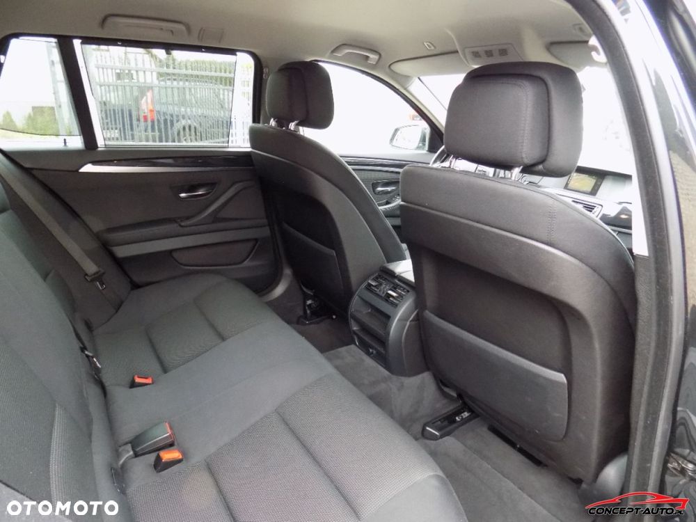 BMW Seria 5 - 25