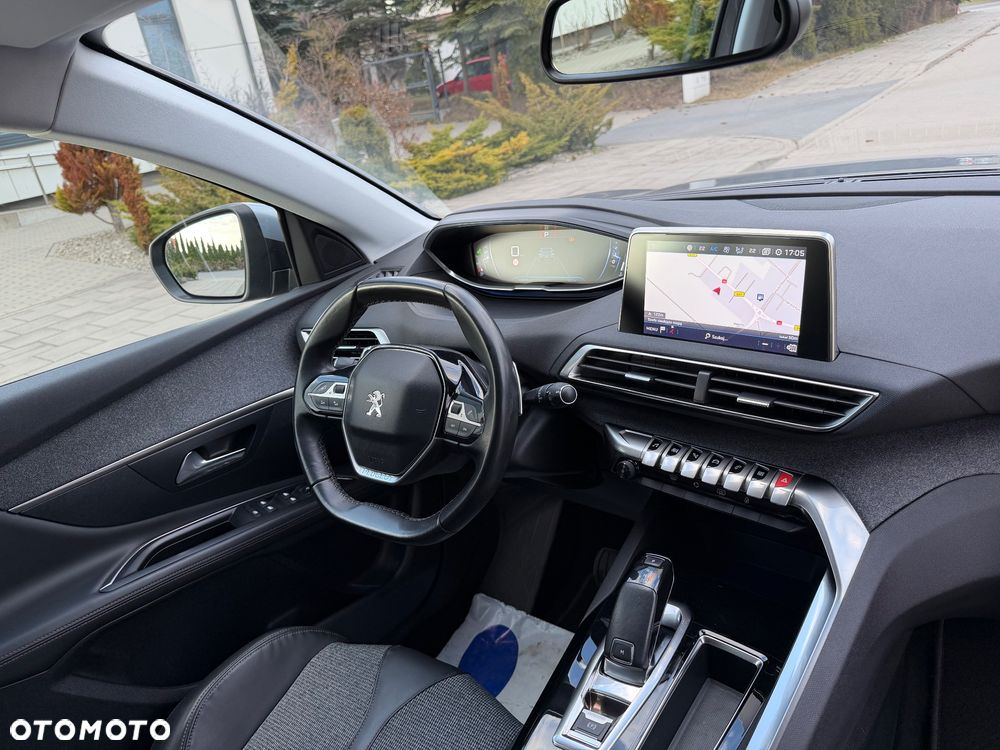 Peugeot 3008 1.2 PureTech Allure - 25