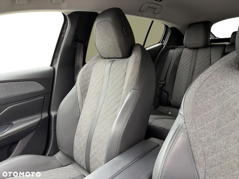 Peugeot 408 1.2 PureTech Allure Pack S&S EAT8 - 11